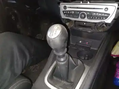 Автозапчастина б/у передач для renault megane iii fastback (bz0/1_, b3_) 1.9 dci (bz0n, bz0j) посилання на oem iam   