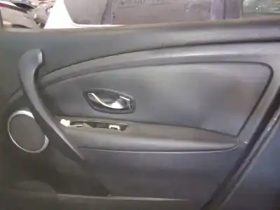 Автозапчастина б/у обработка передніх правіх дверей для renault megane iii fastback (bz0/1_, b3_) 1.9 dci (bz0n, bz0j) посилання на oem iam 