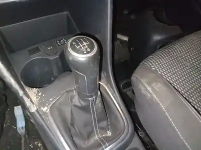 Peça sobressalente para automóvel em segunda mão ALAVANCA DE VELOCIDADES por VOLKSWAGEN POLO (6R1)  Referências OEM IAM   
