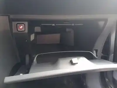 Автозапчастина б/у бардачок для citroen ds3 (sa_) 1.6 hdi 90 посилання на oem iam 825212  