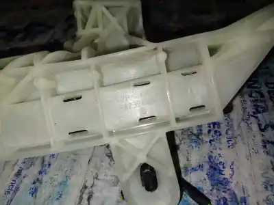 Pezzo di ricambio per auto di seconda mano modanatura per opel corsa f 1.2 (68) riferimenti oem iam 9823206180  9823206