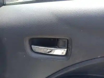Автозапчасти б/у ВНУТРИ ПЕРЕДНЕЙ ПРАВОЙ РУЧКИ за MITSUBISHI MIRAGE / SPACE STAR VI FASTBACK (A0_A) 1.2 (A03A) ссылки OEM IAM   