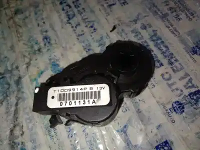 Pezzo di ricambio per auto di seconda mano MOTORE APERTURA BOCCOLE ARIA CONDIZIONATA per PEUGEOT 208 I (CA_, CC_) 1.4 HDi Riferimenti OEM IAM T1009914PB  