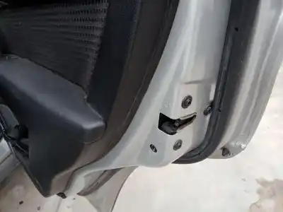 Автозапчастина б/у замок заднього правого дверя для chevrolet captiva (c100, c140) 2.2 d посилання на oem iam 96872812