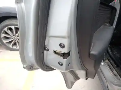 Автозапчастина б/у замок дверей заднього лівого для chevrolet captiva (c100, c140) 2.2 d посилання на oem iam 94551342
