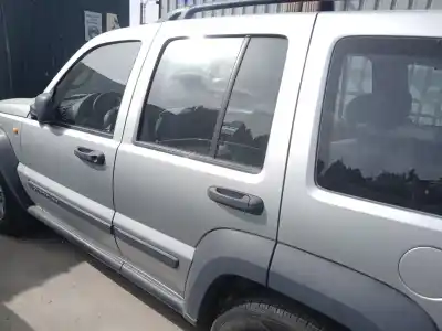 Автозапчасти б/у задняя левая дверь за jeep cherokee (kj) 2.8 crd 4x4 ссылки oem iam 