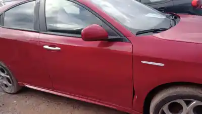 Автозапчастина б/у передні праві двері для alfa romeo giulietta (940_) 1.4 tb (940fxa1a, 940fxt1a) посилання на oem iam 