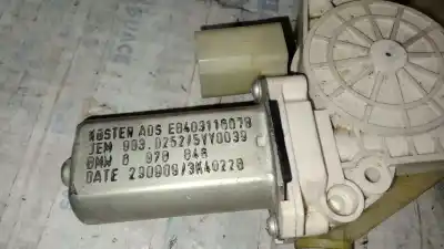 Peça sobressalente para automóvel em segunda mão elevador de vidros dianteiro direito por bmw serie 1 berlina (e81/e87) 120i referências oem iam 6978846  