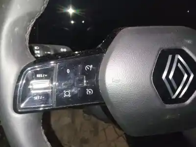 Second-hand car spare part steering wheel for renault austral tce 140 oem iam references   