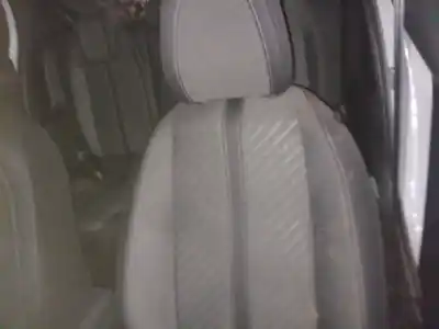 Second-hand car spare part COMPLETE SEAT SET for PEUGEOT 208 II (UB_, UP_, UW_, UJ_) 1.2 PureTech 100 OEM IAM references   