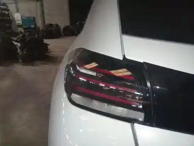 Tweedehands auto-onderdeel LINKER ACHTERLAMP voor PEUGEOT 208 II (UB_, UP_, UW_, UJ_) 1.2 PureTech 100 OEM IAM-referenties   