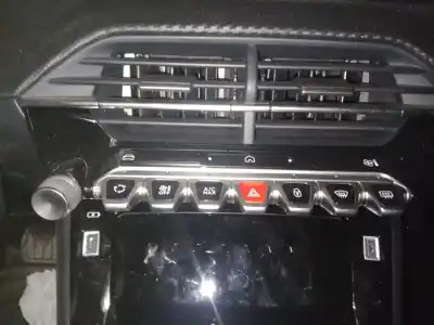 Tweedehands auto-onderdeel KLIMAATCONTROLE voor PEUGEOT 208 II (UB_, UP_, UW_, UJ_) 1.2 PureTech 100 OEM IAM-referenties   
