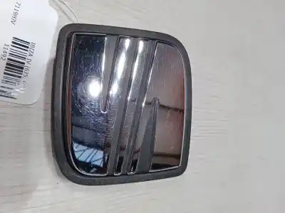 Pièce détachée automobile d'occasion poignée extérieure de coffre / hayon pour seat ibiza (6j5) 1.6 tdi références oem iam 6j4 827 565 b  