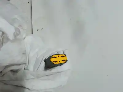 Gebrauchtes Autoersatzteil startschalter zum dacia logan (ls_) 1.4 (lsoa, lsoc, lsoe, lsog) oem-iam-referenzen    Gebrauchtes Autoersatzteil startschalter zum dacia logan (ls_) 1.4 (lsoa, lsoc, lsoe, lsog) oem-iam-referenzen