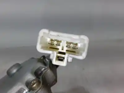 Second-hand car spare part rear windshield wiper motor for hyundai matrix (fc) 1.5 crdi oem iam references ado f 00s 2b2 112  98700-17000