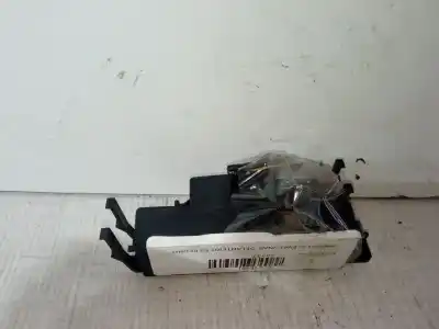 Peça sobressalente para automóvel em segunda mão botão / interruptor elevador vidro dianteiro direito por bmw 3 (e46) 320 i referências oem iam 6131-8 381 514  61.31-8 381 518