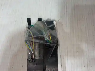 Peça sobressalente para automóvel em segunda mão botão / interruptor elevador vidro dianteiro direito por bmw 3 (e46) 320 i referências oem iam 6131-8 381 514  61.31-8 381 518