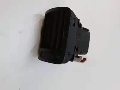 Pièce détachée automobile d'occasion GRILLE D'AÉRATION pour VOLKSWAGEN PASSAT B5.5 (3B3)  Références OEM IAM   