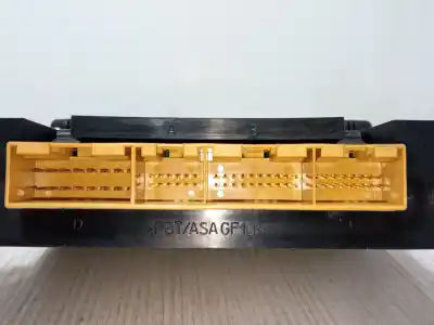 Автозапчастина б/у клімат-контроль для audi a4 b5 (8d2) 1.8 t посилання на oem iam 5hb 007 608-04  8l0 820 043 d