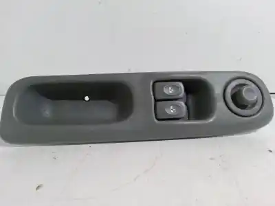 Pezzo di ricambio per auto di seconda mano interruttore alzacristalli anteriore sinistro per renault twingo i (c06_) 1.2 16v (c06c, c06d, c06k) riferimenti oem iam 7700832376-g
