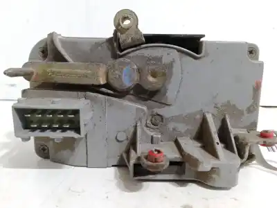 Peça sobressalente para automóvel em segunda mão fechadura da porta dianteira esquerda por peugeot 806 (221) 2.1 td 12v referências oem iam 