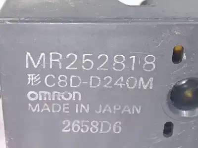 Pièce détachée automobile d'occasion commande de lève vitre avant droit pour mitsubishi montero   (v3_w, v2_w, v4_w) 2.8 td (v46w, v26w) références oem iam   
