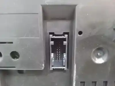 Second-hand car spare part dashboard for bmw 1 (e87) 120 d oem iam references 696147701 102495221 ik696147701