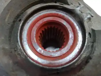 Pièce détachée automobile d'occasion moyeu de roue avant droite pour renault modus / grand modus (f/jp0_) 1.5 dci 90 références oem iam   