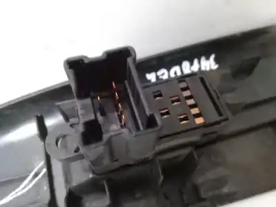 Peça sobressalente para automóvel em segunda mão botão / interruptor elevador vidro dianteiro direito por nissan note (e11, ne11) 1.5 dci referências oem iam   