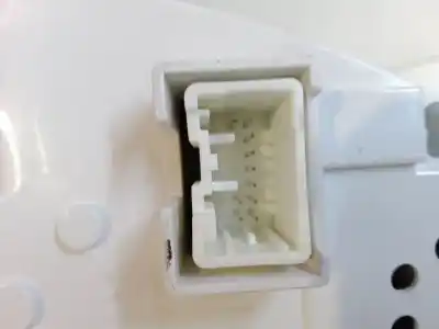 Second-hand car spare part dashboard for volvo v40 fastback (525) d2 oem iam references 31314481  