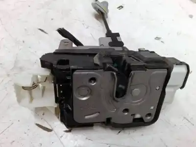 Second-hand car spare part front right door lock for volvo v40 fastback (525) d2 oem iam references 31440390