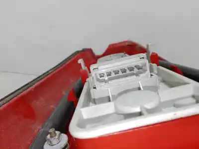 Автозапчасти б/у правый задний фонарь за audi a4 b5 avant (8d5) 1.9 tdi ссылки oem iam 8d9 945 096  