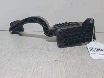 Second-hand car spare part accelerator pedal for opel corsa d (s07) 1.3 cdti (l08, l68) oem iam references 55702020  