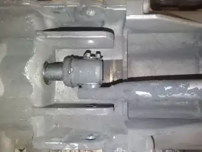 Pezzo di ricambio per auto di seconda mano riduttore per bmw x3 (e83) 2.0 d riferimenti oem iam 1069401051  