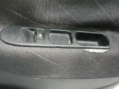 Автозапчасти б/у дверь передняя правая за peugeot 207/207+ (wa_, wc_) 1.4 16v ссылки oem iam   
