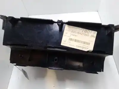 Peça sobressalente para automóvel em segunda mão porta luvas por bmw x3 (e83) 2.0 d referências oem iam   