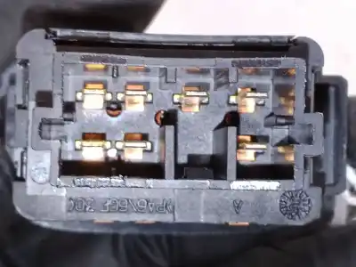 Peça sobressalente para automóvel em segunda mão botão / interruptor elevador vidro dianteiro direito por citroen c3 i (fc_, fn_) 1.1 i referências oem iam   