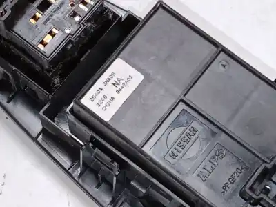 Second-hand car spare part left front power window switch for nissan leaf (ze0) electric oem iam references   