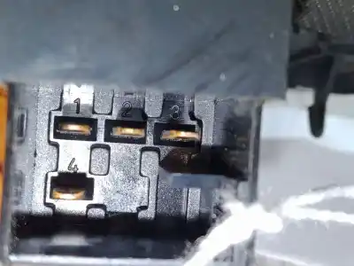 Second-hand car spare part right front power window switch for skoda octavia i (1u2) 1.8 t oem iam references   
