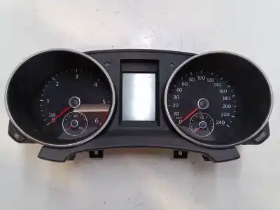 Pièce détachée automobile d'occasion Compteur De Vitesse Tableau De Bord pour VOLKSWAGEN GOLF VI (5K1) 1.6 TDI Références OEM IAM 5K0920870E A2C53345492 