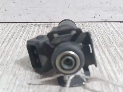 Second-hand car spare part INJECTOR for PEUGEOT 206 CC (2D)  OEM IAM references 01F003A  