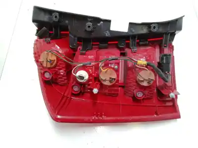 Second-hand car spare part right tailgate light for kia carens iii monospace (un) 2.0 crdi 140 oem iam references   
