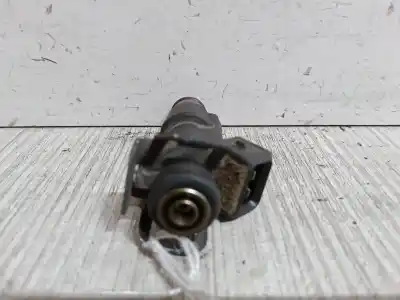 Peça sobressalente para automóvel em segunda mão injetor por peugeot 206 cc (2d) 1.6 referências oem iam 
