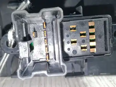 Peça sobressalente para automóvel em segunda mão botão / interruptor elevador vidro dianteiro direito por nissan note (e11, ne11) 1.5 dci referências oem iam   