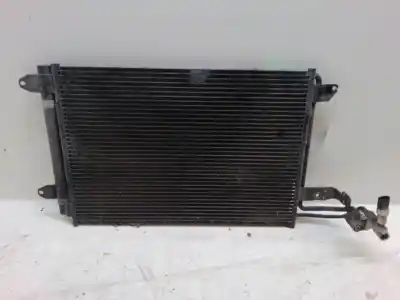 Peça sobressalente para automóvel em segunda mão condensador / radiador de ar condicionado por seat leon (1p1) 1.9 tdi referências oem iam 