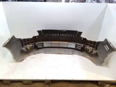 Pièce détachée automobile d'occasion le pare-choc avant pour skoda superb combi (3t5) 2.0 tdi dpf références oem iam   