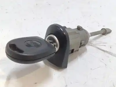Second-hand car spare part left front door lock for seat toledo iii (5p2) 2.0 tdi 16v oem iam references 