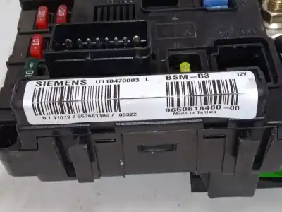 Pezzo di ricambio per auto di seconda mano scatola relè/fusibili per peugeot 1007 (km_) 1.6 16v riferimenti oem iam 965061848000