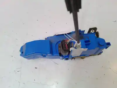 Second-hand car spare part left front door lock for fiat 500l (351_, 352_) 1.6 d multijet (199lye1b) oem iam references 