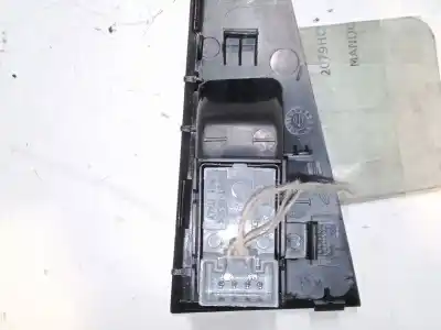 Peça sobressalente para automóvel em segunda mão botão / interruptor elevador vidro traseiro esquerdo por seat leon (1p1) 1.4 tsi referências oem iam   
